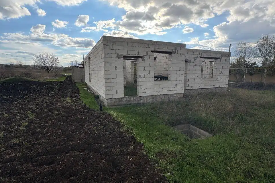 Продаётся 2-этажный дом, 270 м²