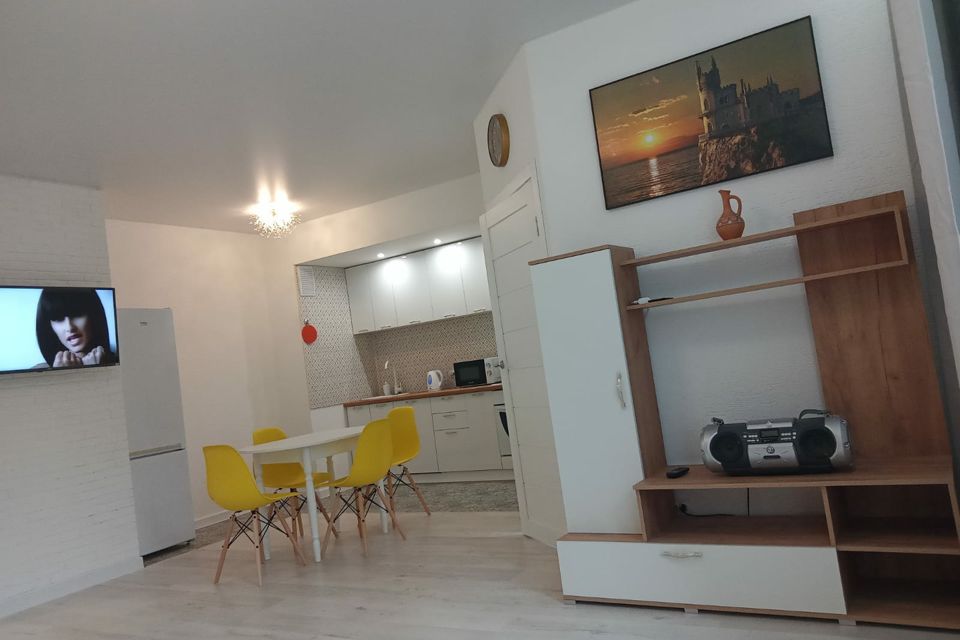 Продаётся 3-комнатная квартира, 55 м²