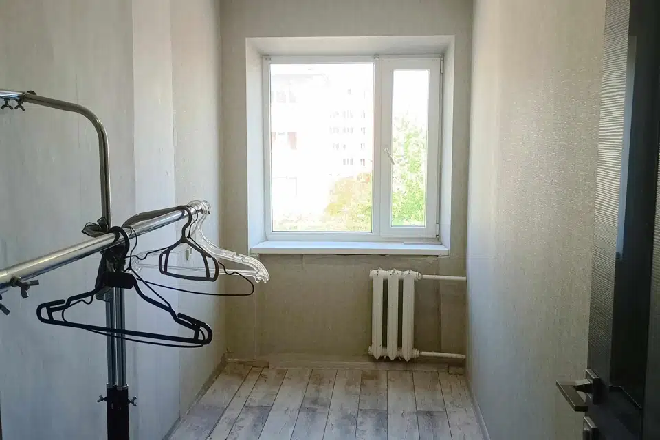 Продаётся 3-комнатная квартира, 43.3 м²