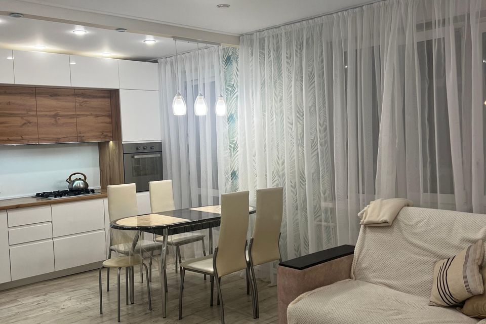 Продаётся 3-комнатная квартира, 74 м²