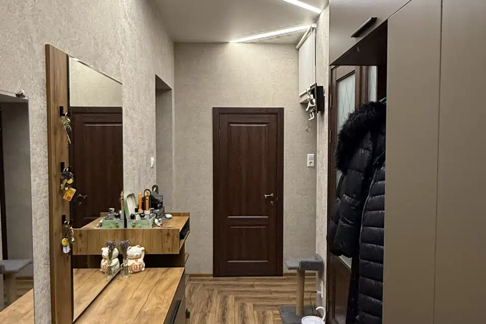 Продаётся 2-комнатная квартира, 55.7 м²