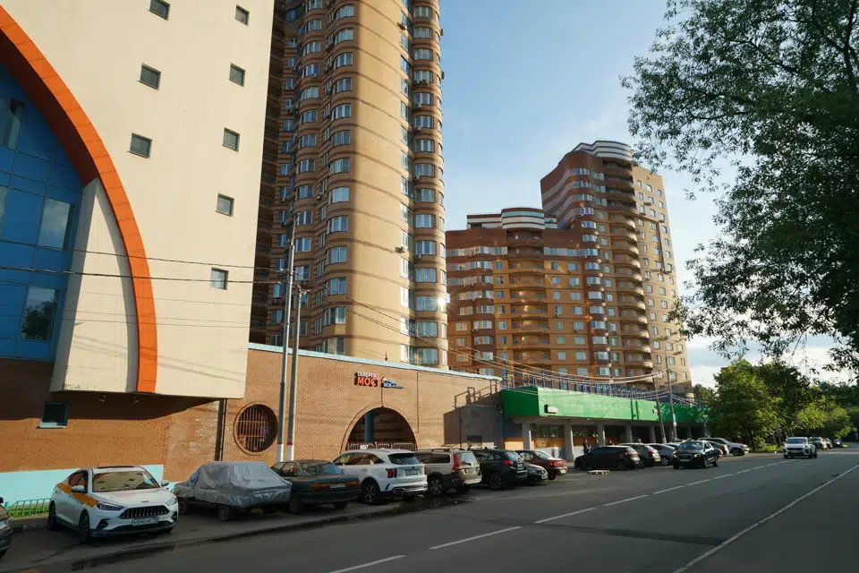 Продаётся 3-комнатная квартира, 117.9 м²