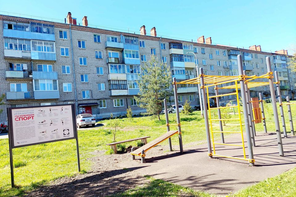 Продаётся 3-комнатная квартира, 61 м²