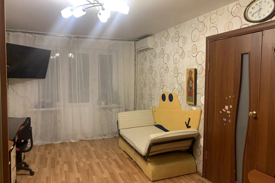 Продаётся 1-комнатная квартира, 32 м²