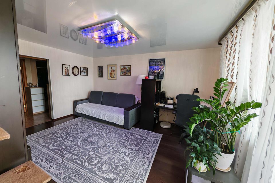 Продаётся 3-комнатная квартира, 60.2 м²