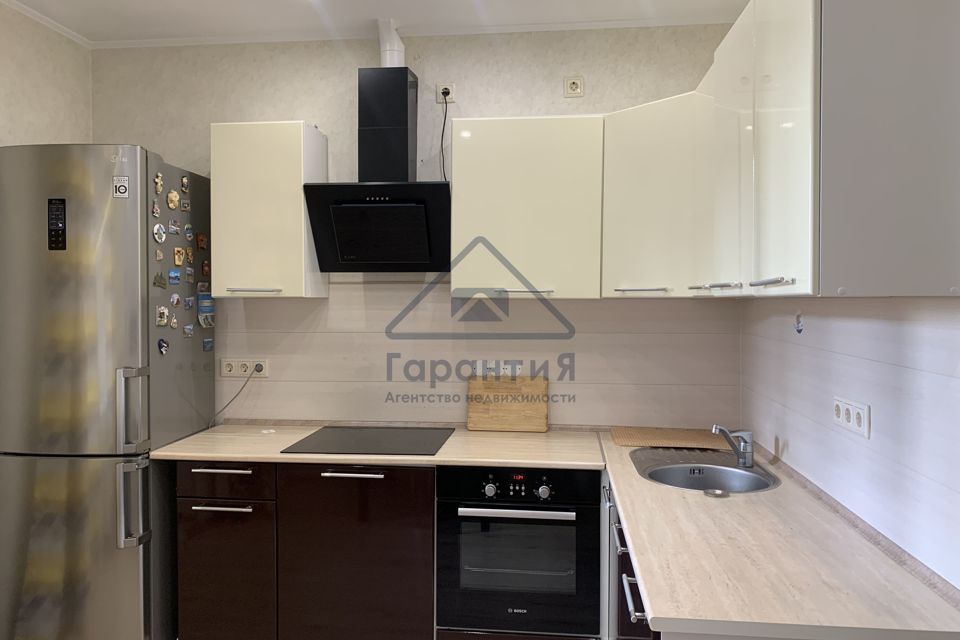 Продаётся 1-комнатная квартира, 43.6 м²