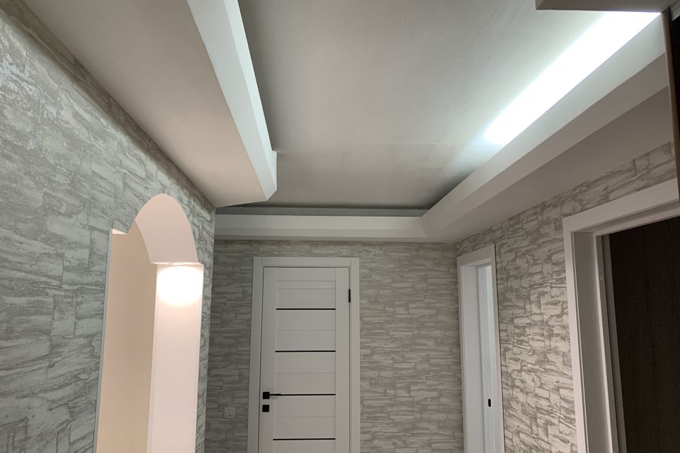 Продаётся 3-комнатная квартира, 61.7 м²