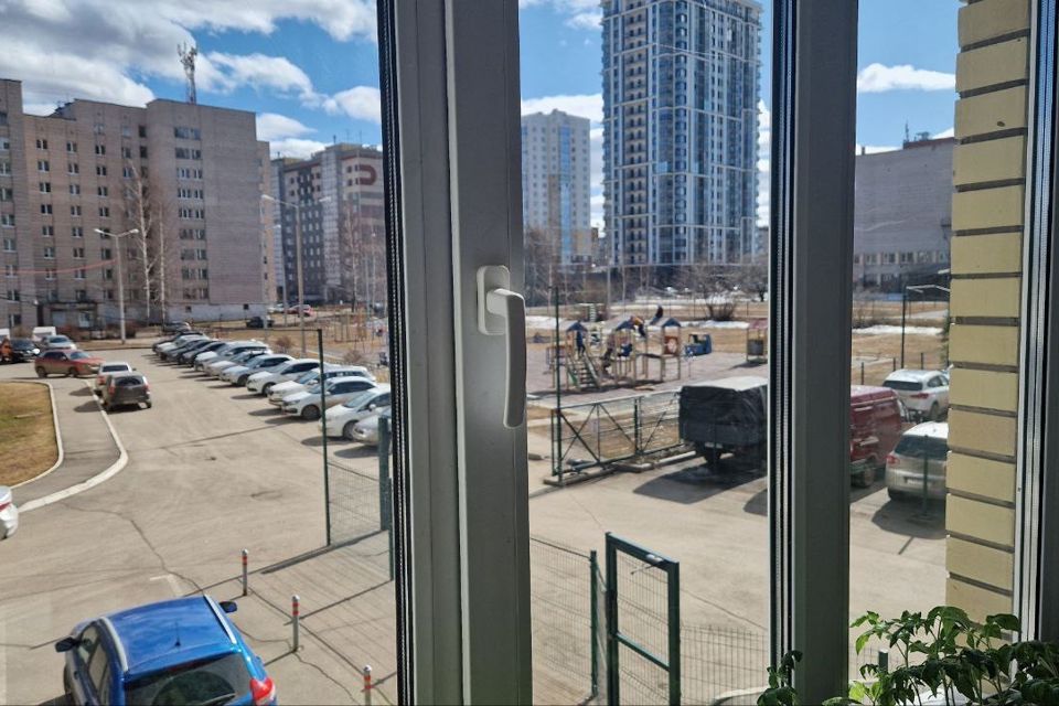 Продаётся 2-комнатная квартира, 54.5 м²
