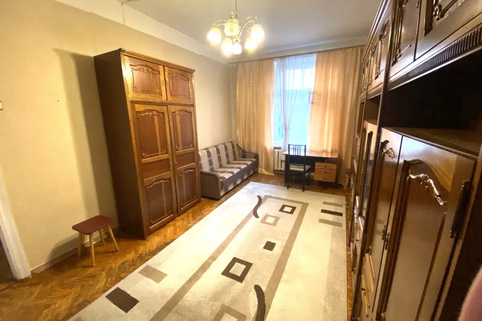 Продаётся 2-комнатная квартира, 56.5 м²