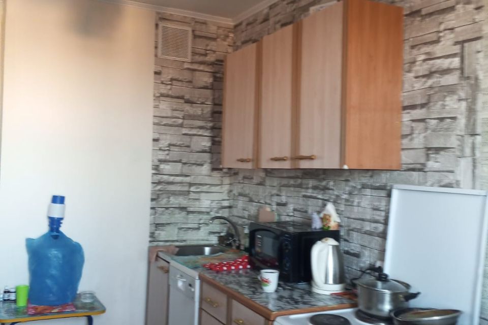 Продаётся 1-комнатная квартира, 37.6 м²