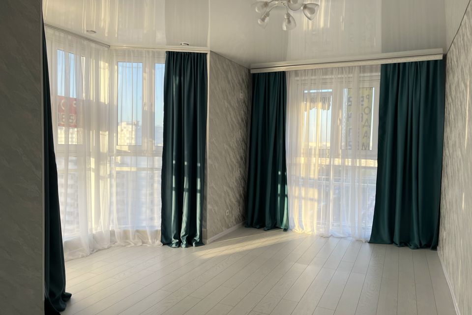 Продаётся 1-комнатная квартира, 42 м²