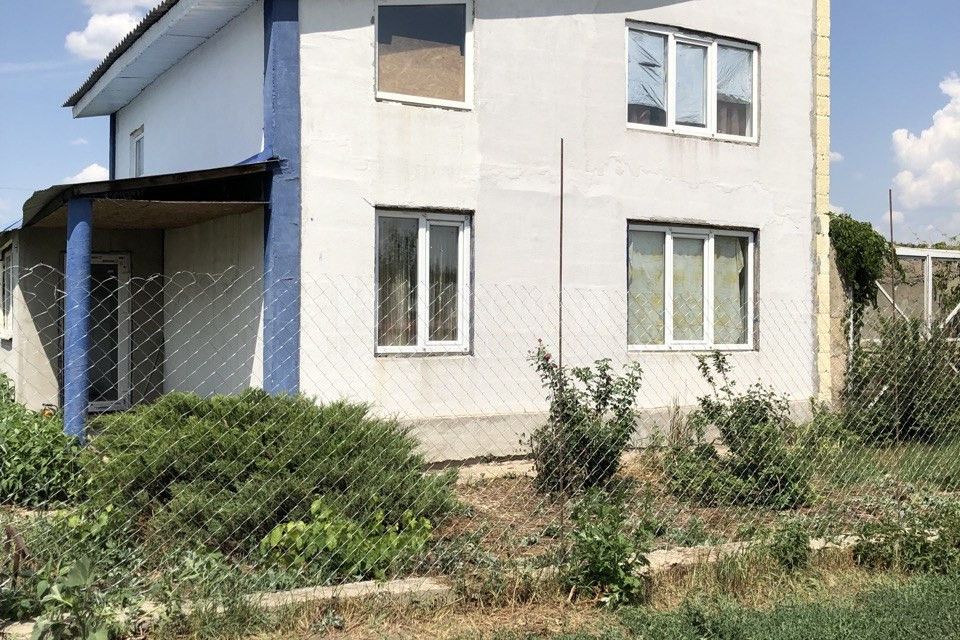 Продаётся 2-этажный дом, 100 м²