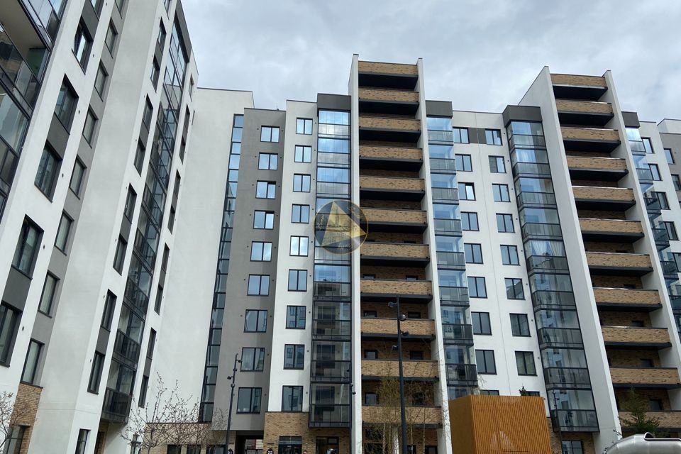 Продаётся 2-комнатная квартира, 74.14 м²