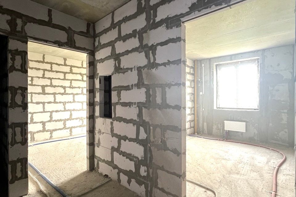 Продаётся 1-комнатная квартира, 42.8 м²