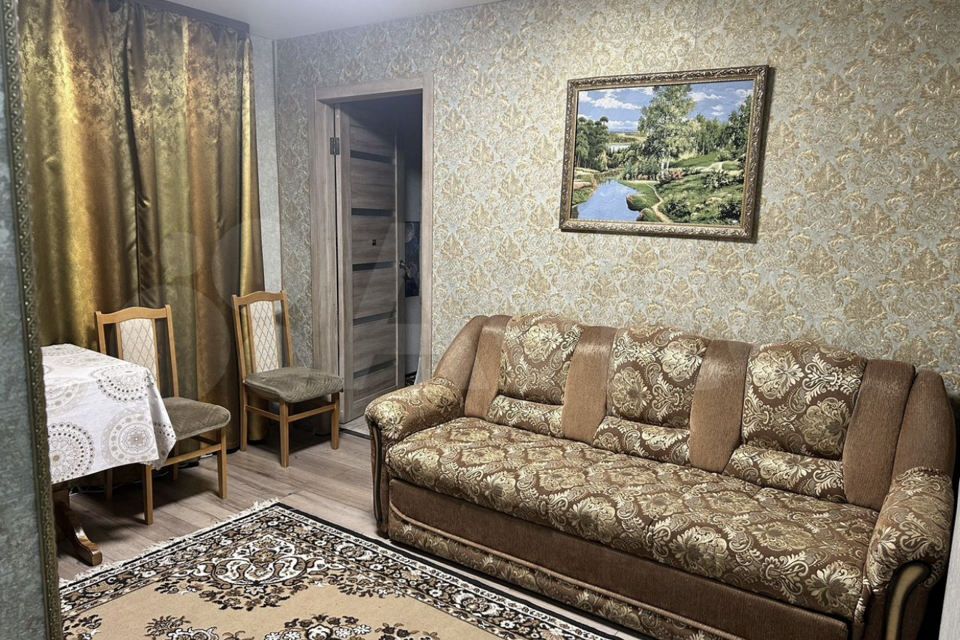 Продаётся 3-комнатная квартира, 50.6 м²