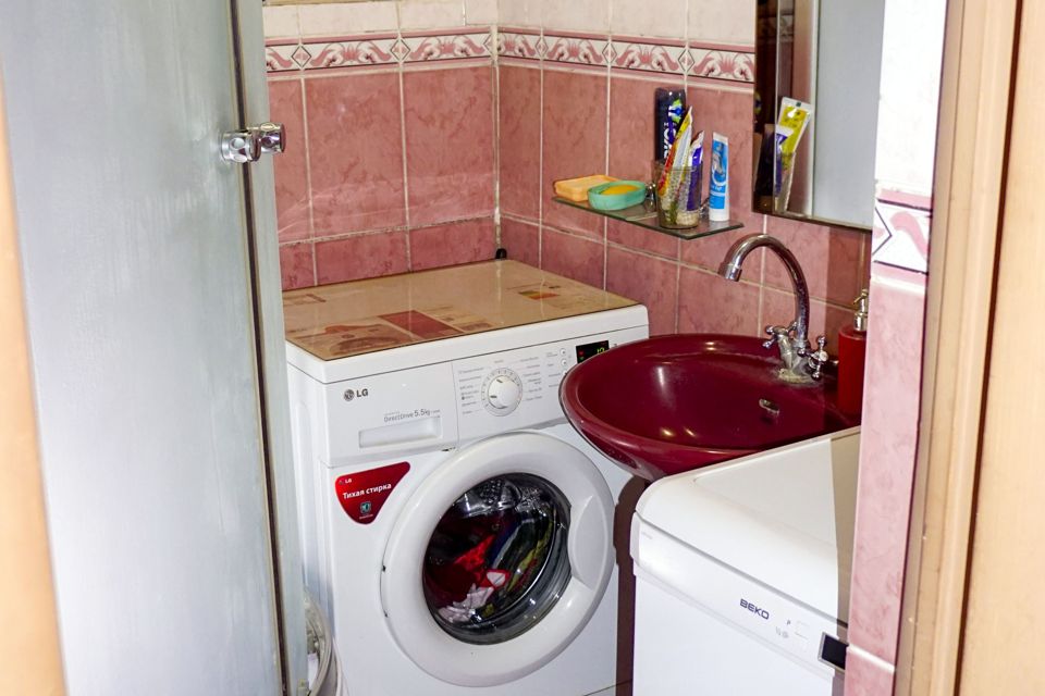 Продаётся 3-комнатная квартира, 69.4 м²