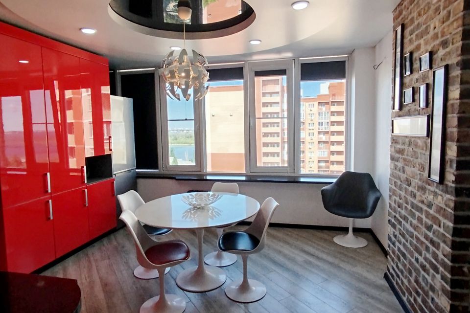 Продаётся 2-комнатная квартира, 69 м²