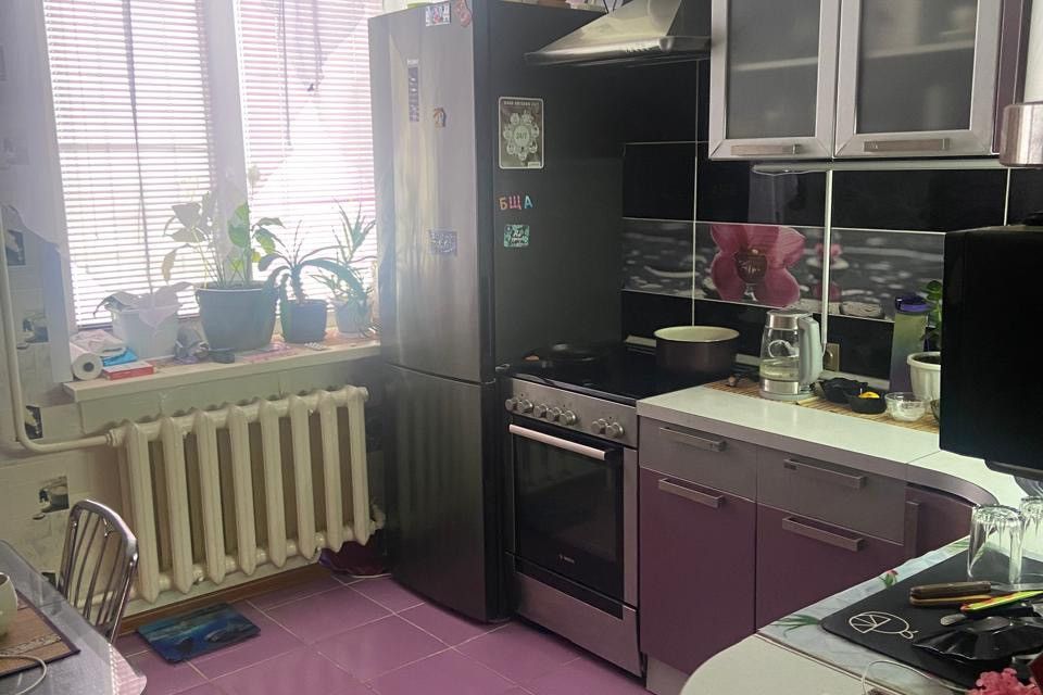 Продаётся 3-комнатная квартира, 58.6 м²