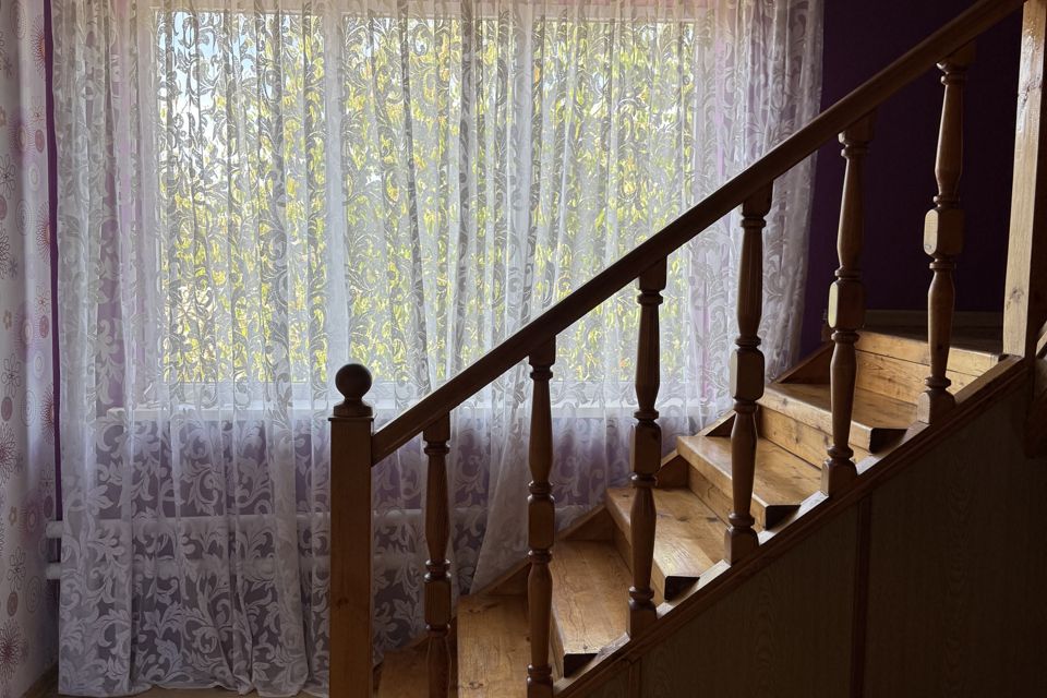 Продаётся 3-этажный дом, 271 м²