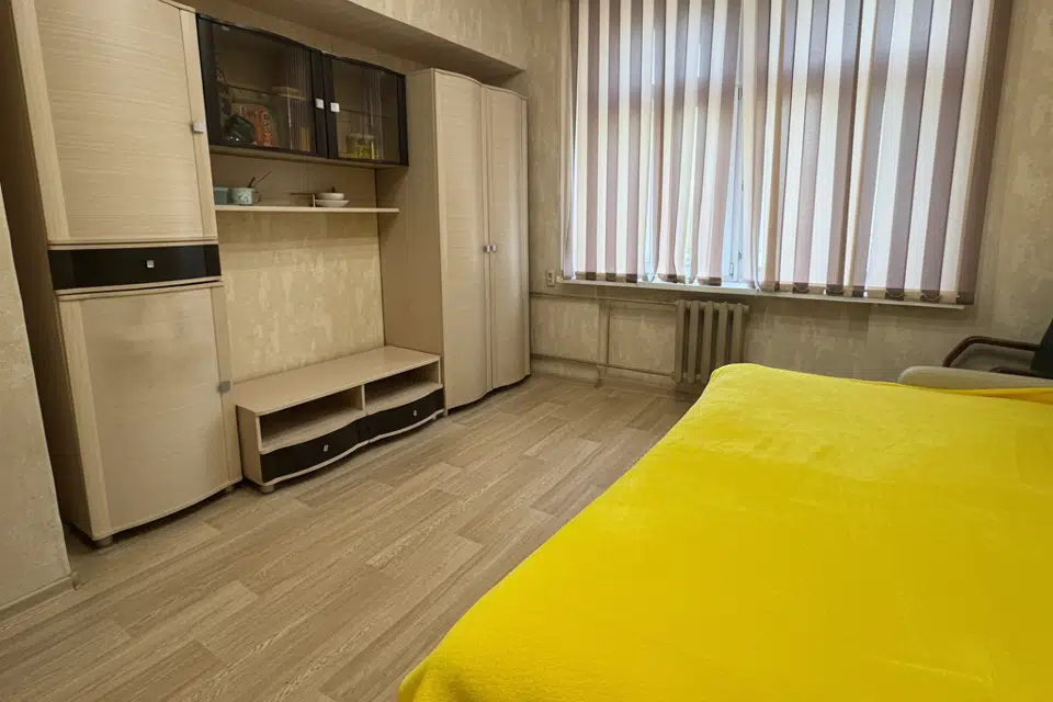 Продаётся 2-комнатная квартира, 55.8 м²