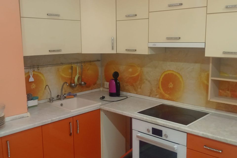 Продаётся 1-комнатная квартира, 42.3 м²