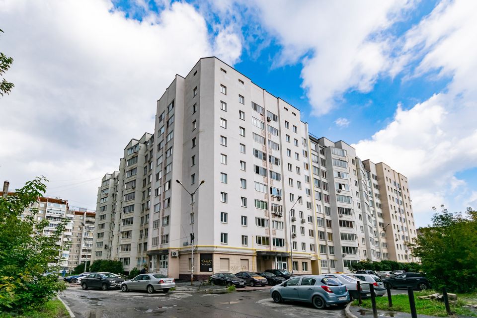 Продаётся 3-комнатная квартира, 77 м²