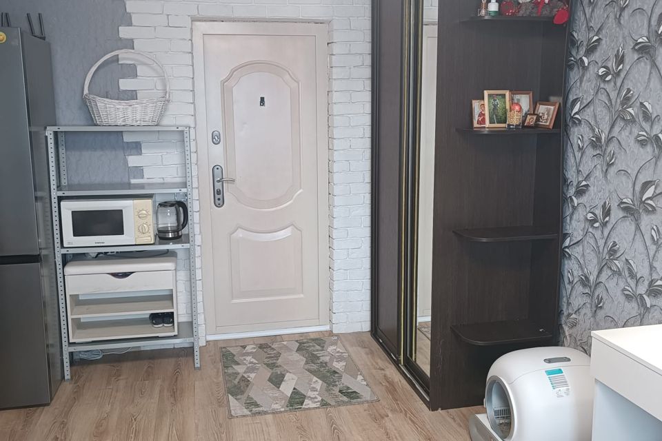 Продаётся комната в 5-комн. квартире, 15.9 м²