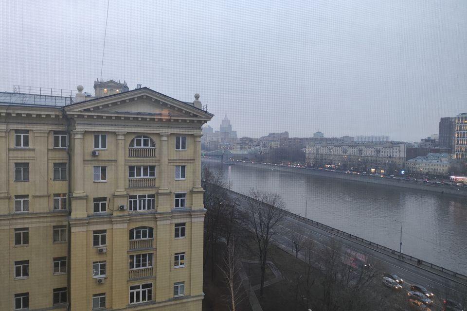 Продаётся 2-комнатная квартира, 75.6 м²