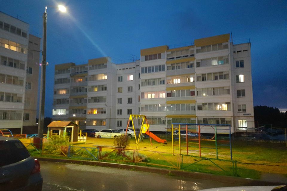 Продаётся 2-комнатная квартира, 57 м²