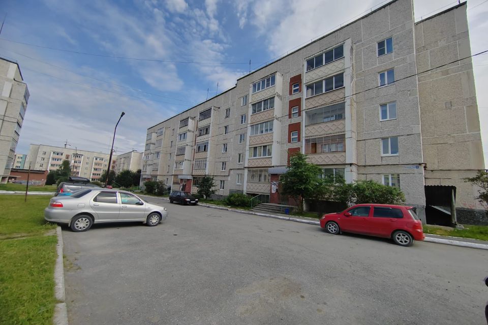 Продаётся 1-комнатная квартира, 41.9 м²