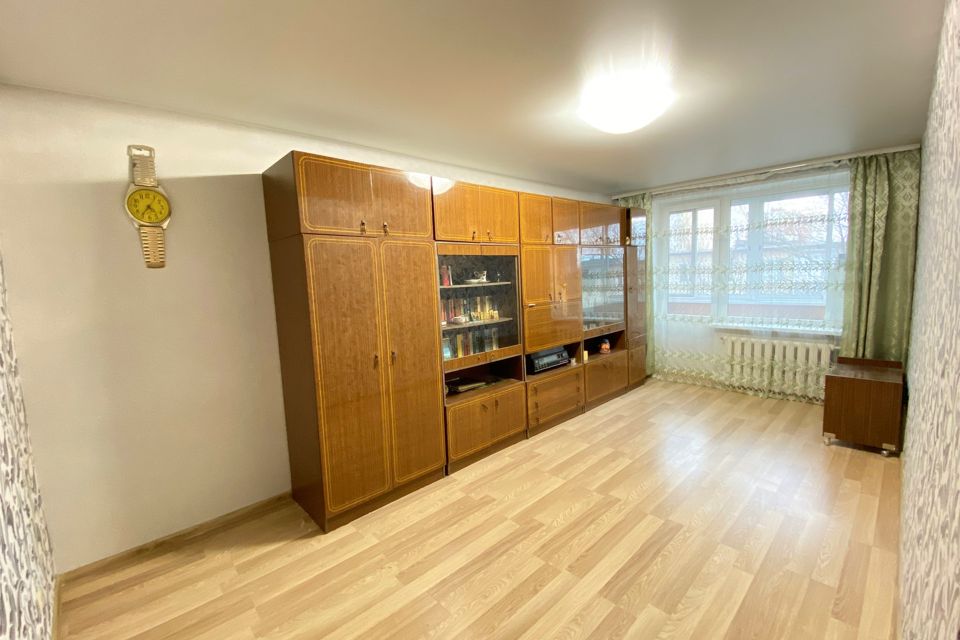 Продаётся 2-комнатная квартира, 42.8 м²