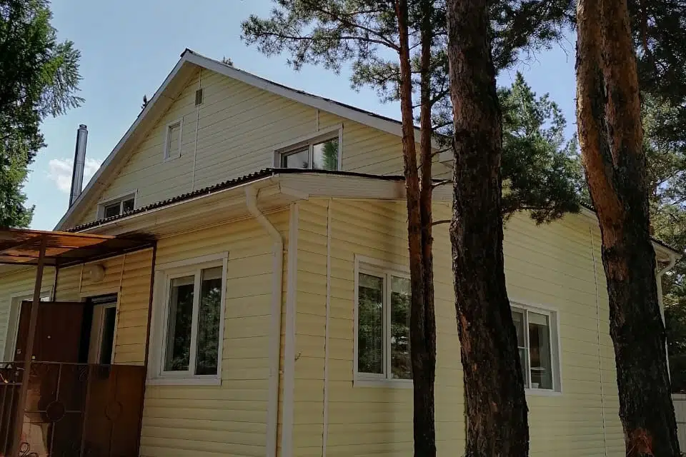 Продаётся 2-этажный дом, 250 м²