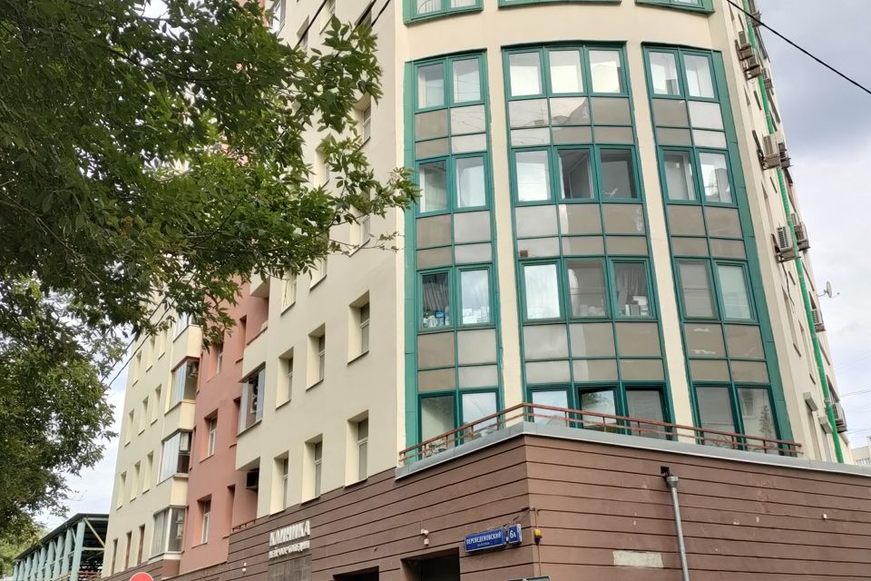Продаётся 4-комнатная квартира, 111.8 м²