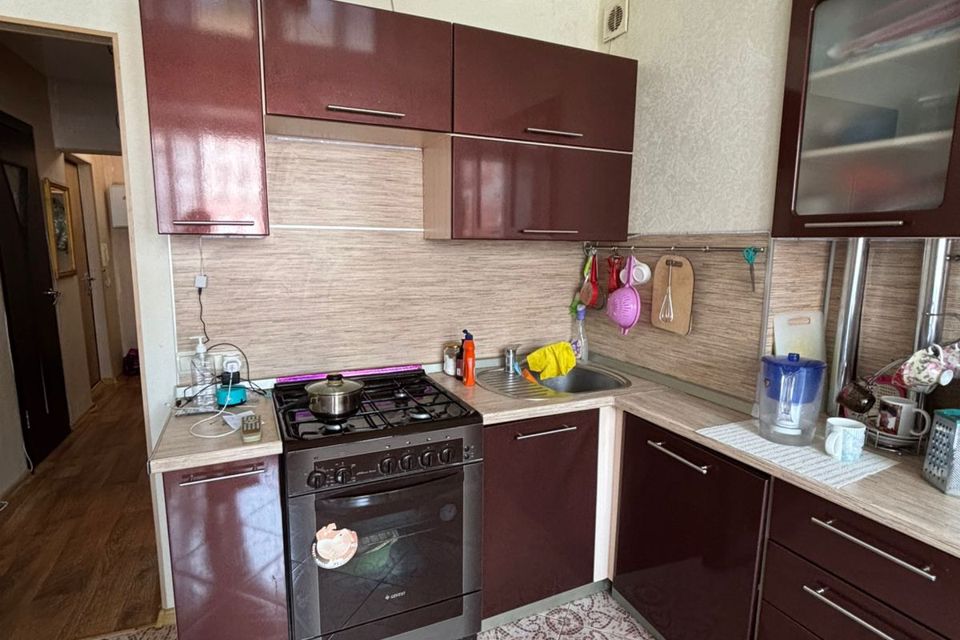 Продаётся 1-комнатная квартира, 41.8 м²