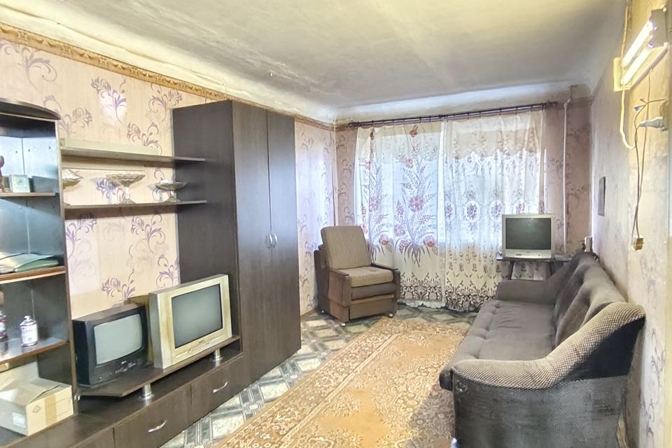 Продаётся 3-комнатная квартира, 54.7 м²