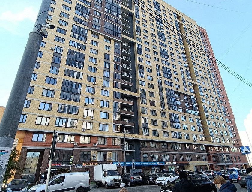 Продаётся 1-комнатная квартира, 53 м²