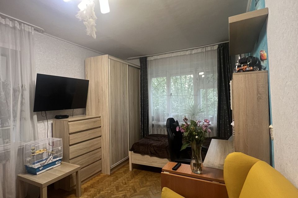 Продаётся 1-комнатная квартира, 32.3 м²