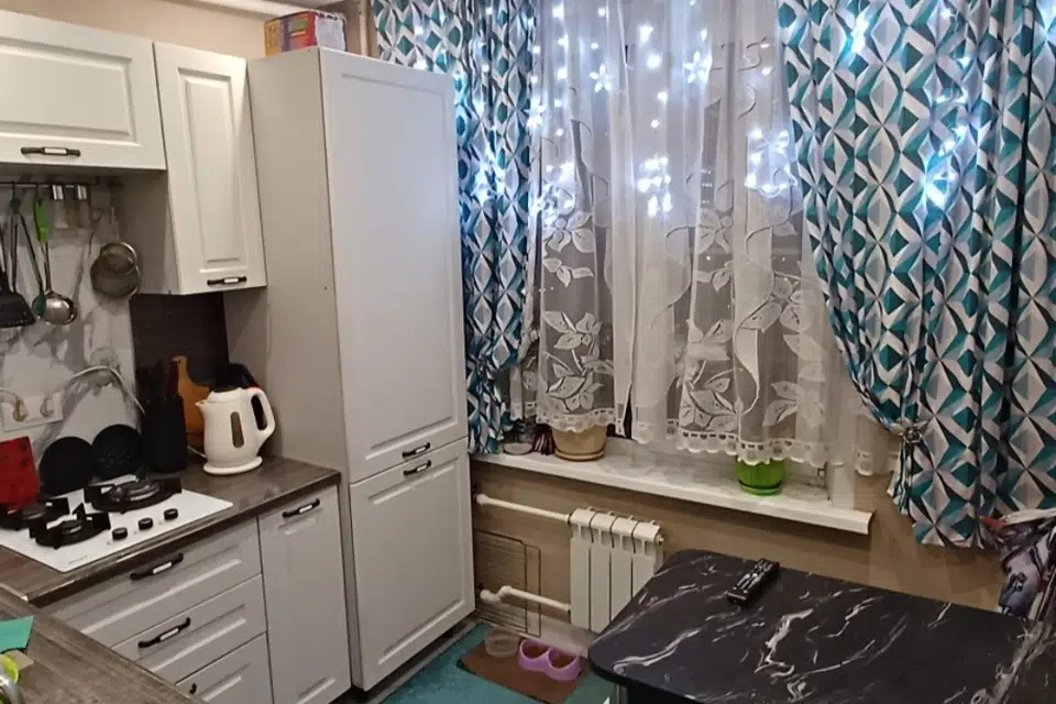 Продаётся 3-комнатная квартира, 58.5 м²