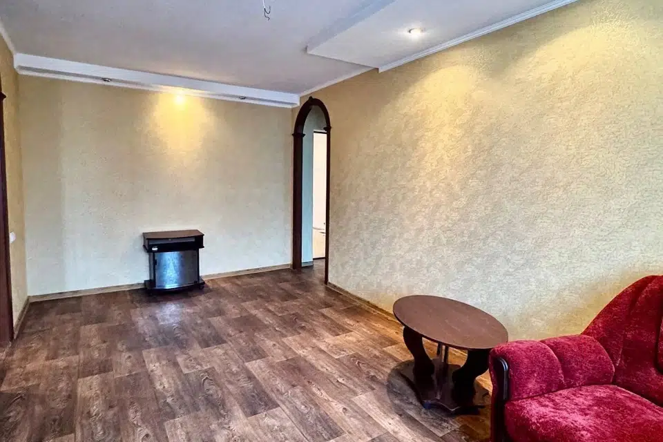 Продаётся 3-комнатная квартира, 58 м²