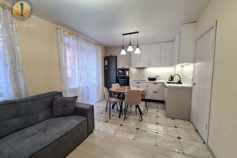 Продаётся 3-комнатная квартира, 65 м²