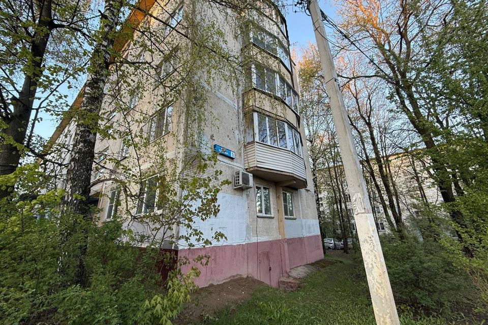 Продаётся 4-комнатная квартира, 58.5 м²