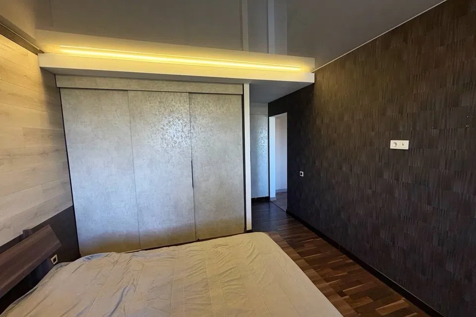 Продаётся 2-комнатная квартира, 56 м²