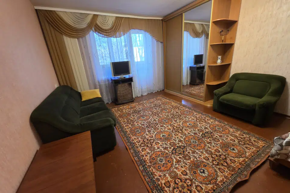 Продаётся 1-комнатная квартира, 38 м²