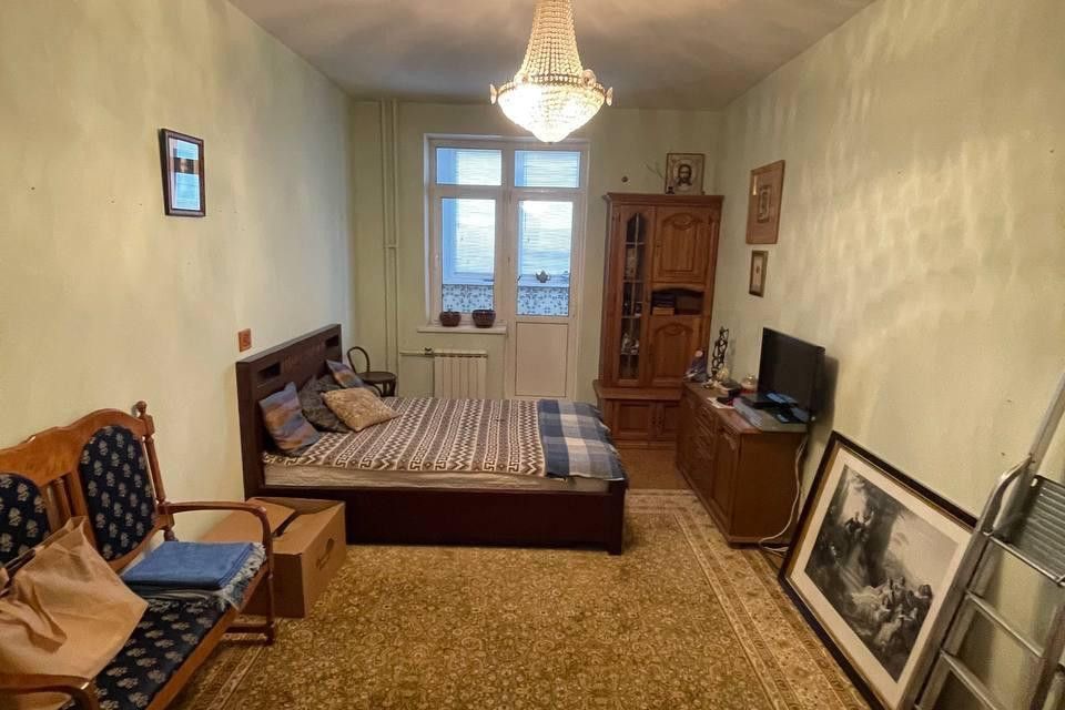 Продаётся 1-комнатная квартира, 42 м²