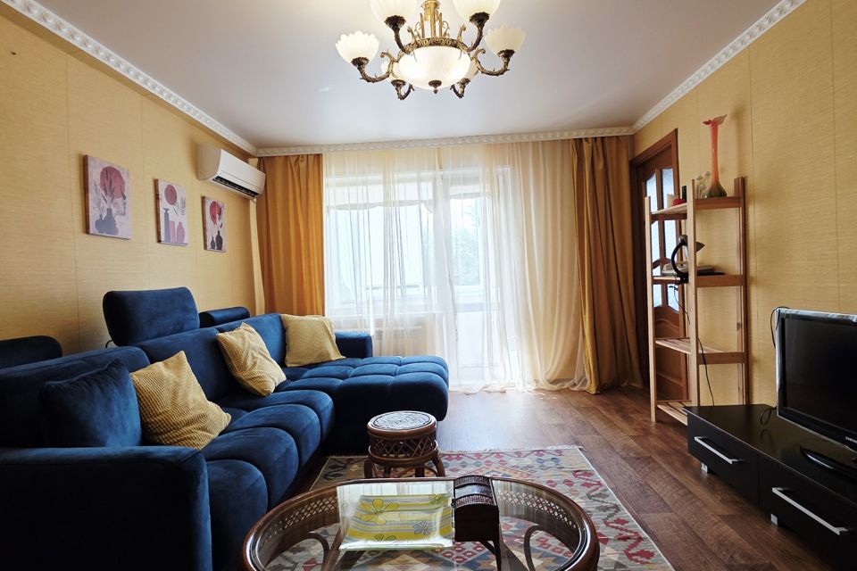 Продаётся 3-комнатная квартира, 59.2 м²