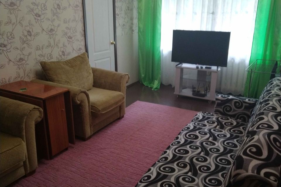 Сдаётся 2-комнатная квартира, 42 м²