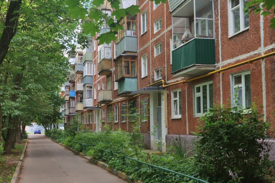 Продаётся 3-комнатная квартира, 57.3 м²