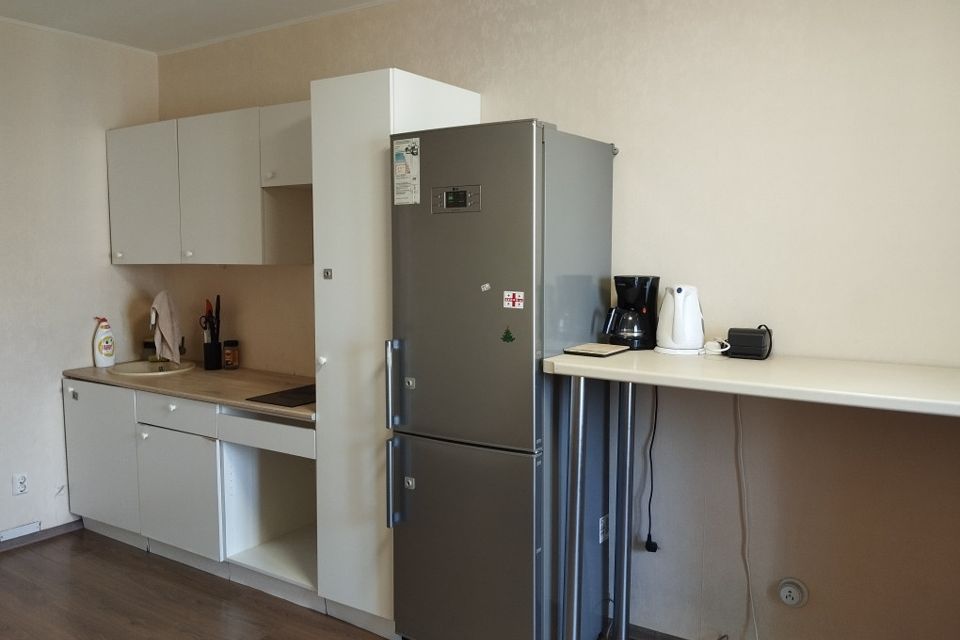 Продаётся 1-комнатная квартира, 43.3 м²
