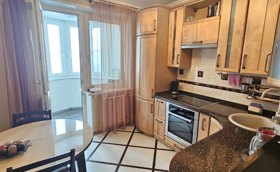 Продаётся 3-комнатная квартира, 76 м²