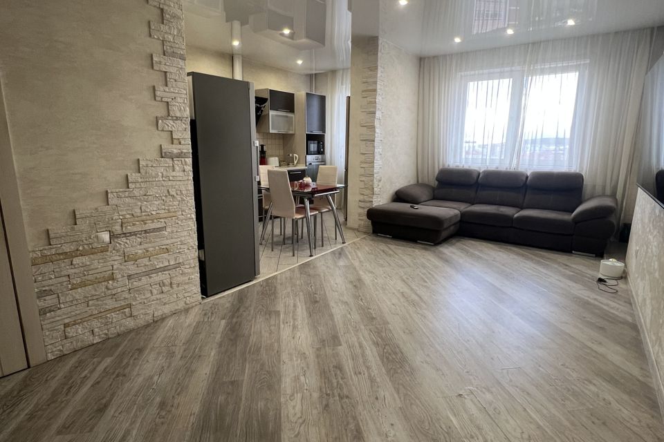 Продаётся 3-комнатная квартира, 99.9 м²
